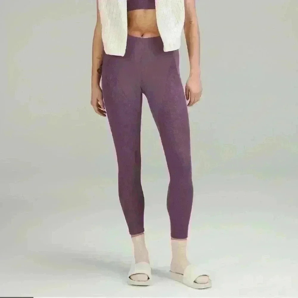 NWT Lululemon LAB NULU embossed Yoga tight 25” size 2 NWT